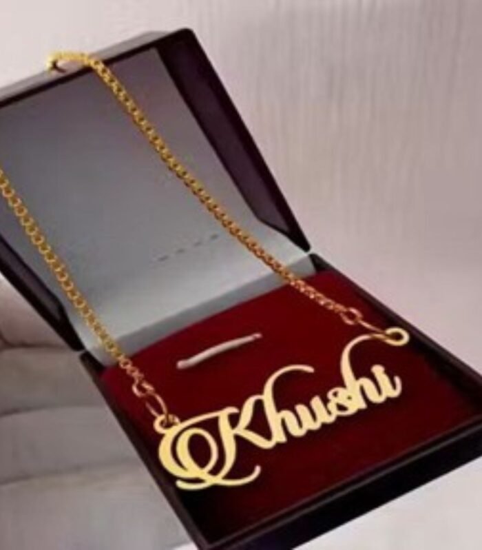 Classic Solo Name Pendant